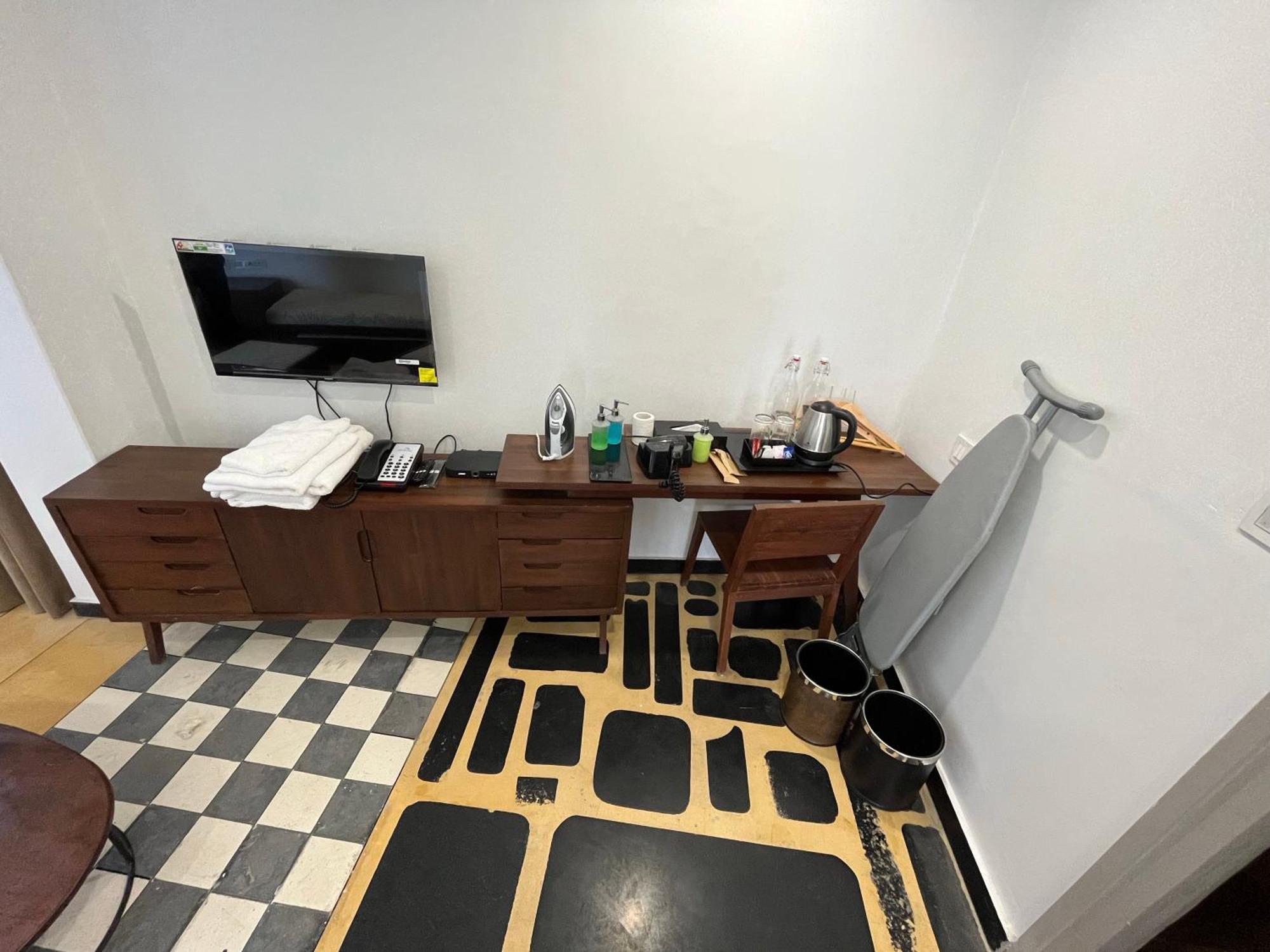 Nkaasa Hotel Personal Suites Raxaul Eksteriør bilde